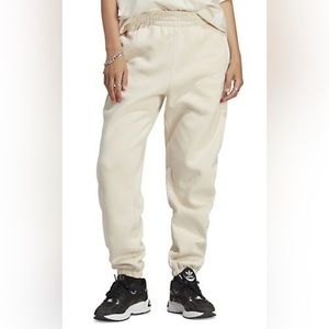 Adidas Originals Essentials Fleece Joggers, Wonder White (Cream/Ivory)